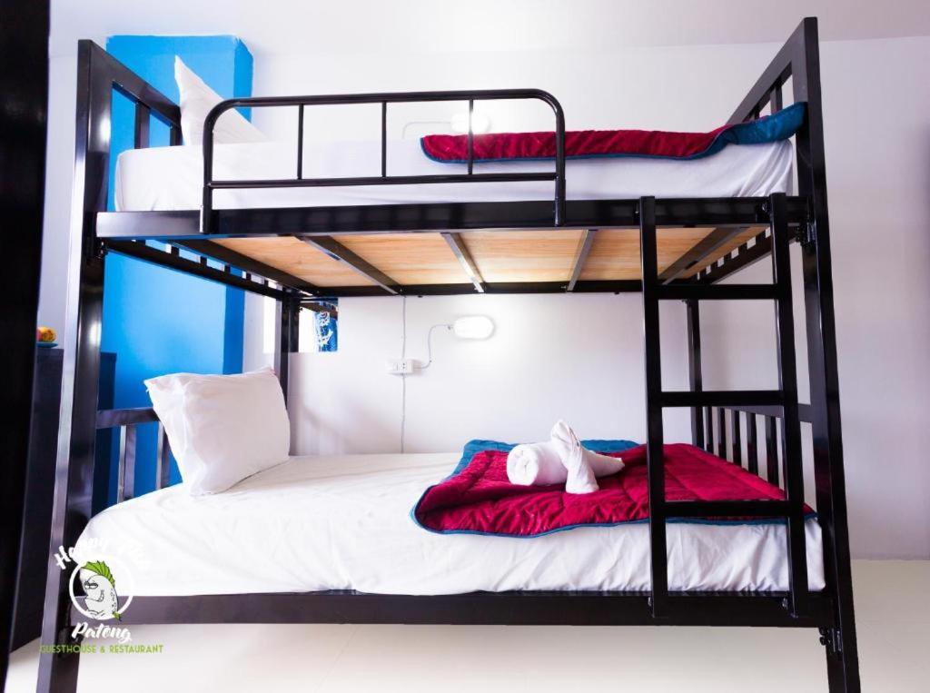 Patong Happy Fish Guesthouse מראה חיצוני תמונה