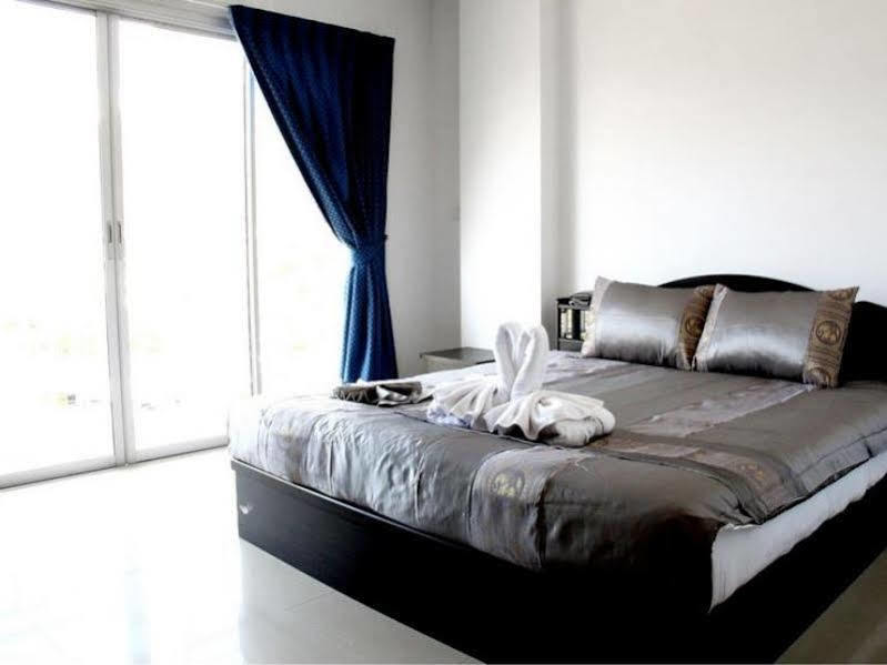 Patong Happy Fish Guesthouse מראה חיצוני תמונה