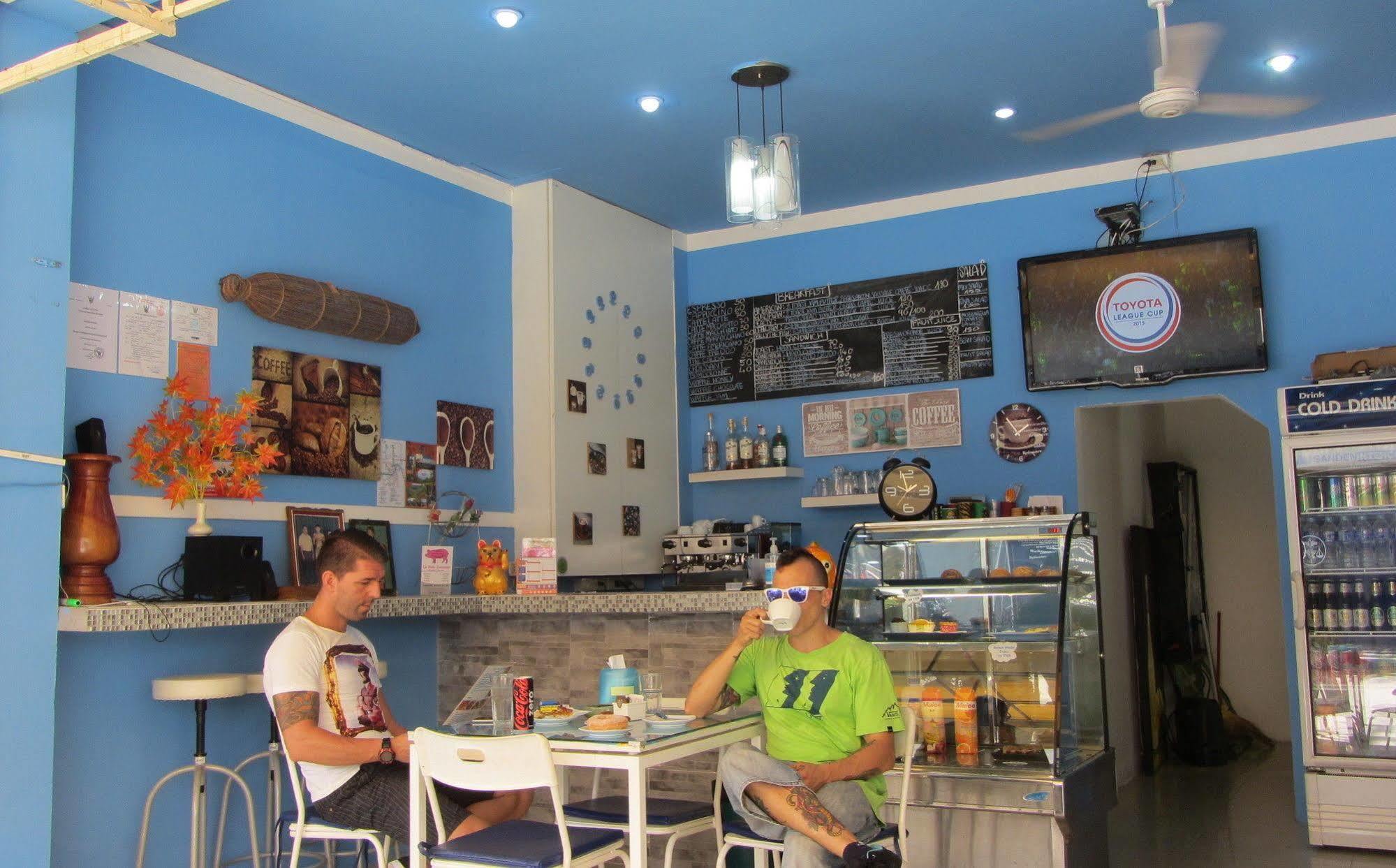 Patong Happy Fish Guesthouse מראה חיצוני תמונה